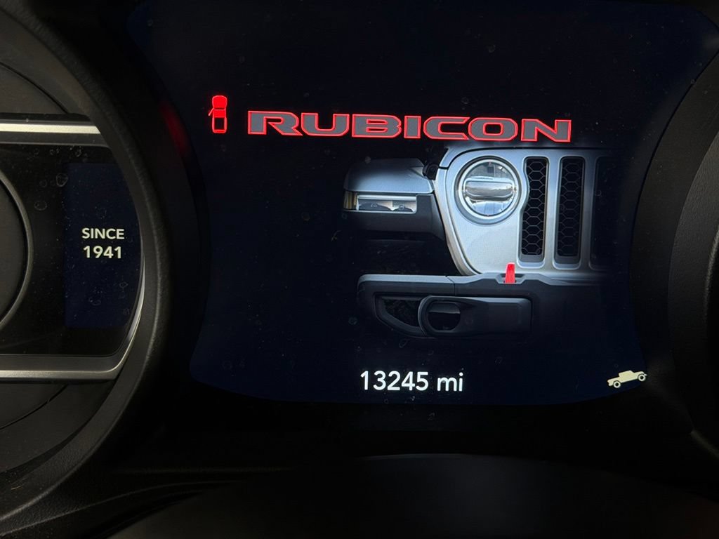 Certified 2025 Jeep Gladiator Rubicon w/ Convenience Group AWD/4WD image 15