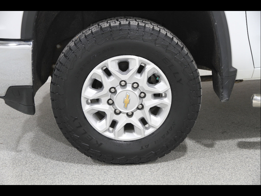 Used 2022 Chevrolet Silverado 3500 LT w/ Convenience Package AWD/4WD image 23