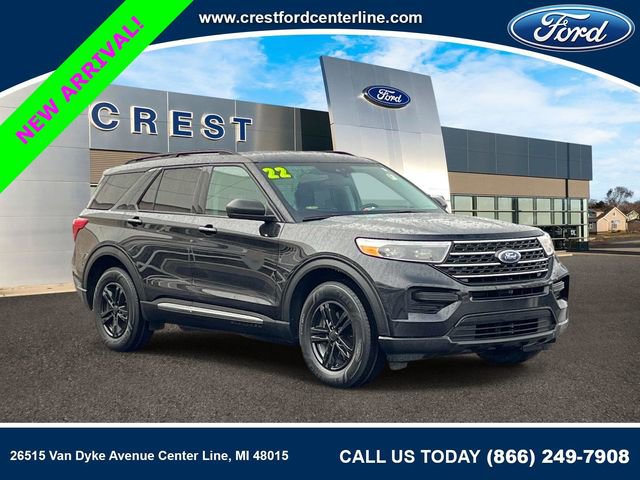 Used 2022 Ford Explorer XLT image 1