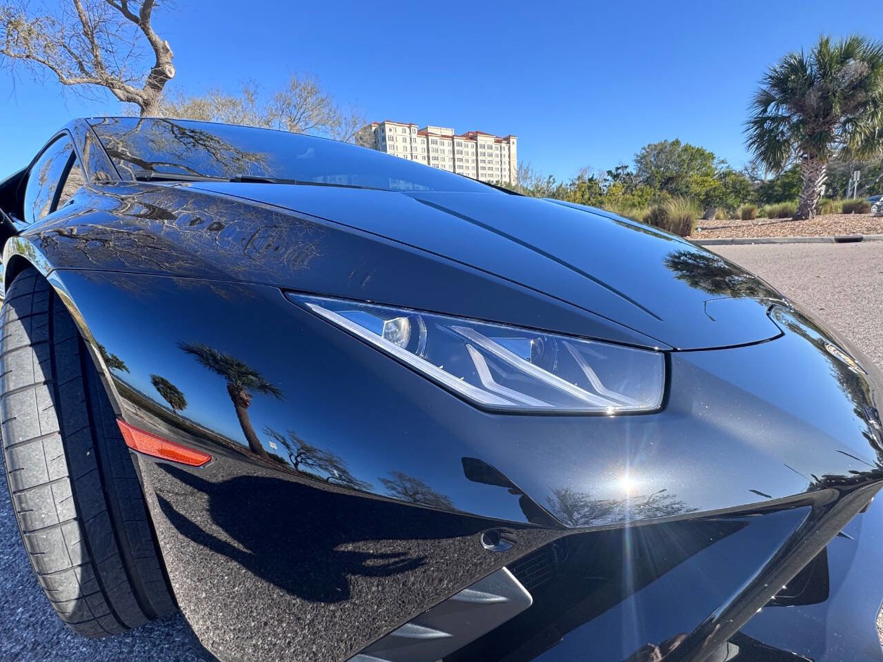 Used 2022 Lamborghini Huracan EVO image 31