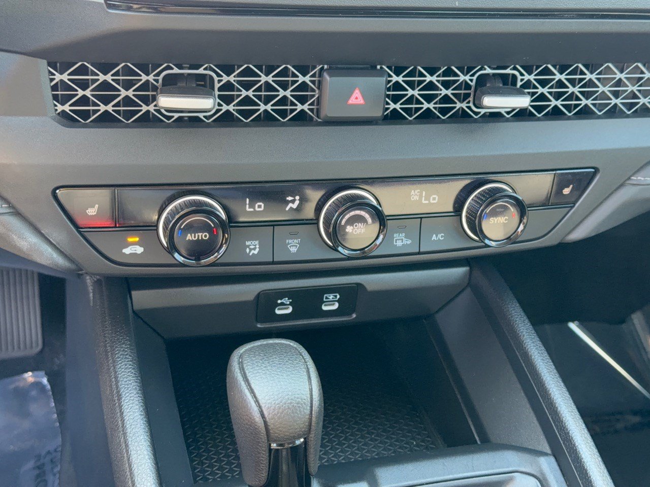 Used 2025 Honda Accord SE image 22
