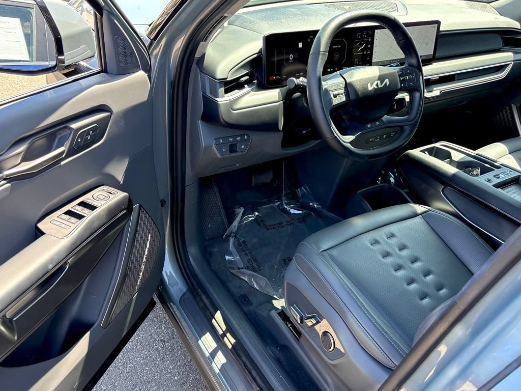 Used 2024 Kia EV9 Wind AWD/4WD image 15