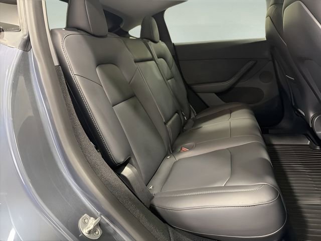 Used 2023 Tesla Model Y Long Range image 27