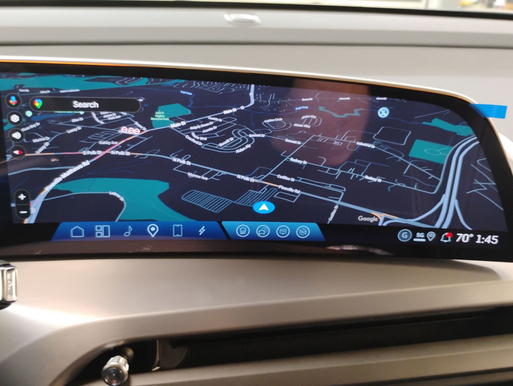 New 2026 Cadillac Vistiq Sport w/ LPO, Floor Liner Package image 39