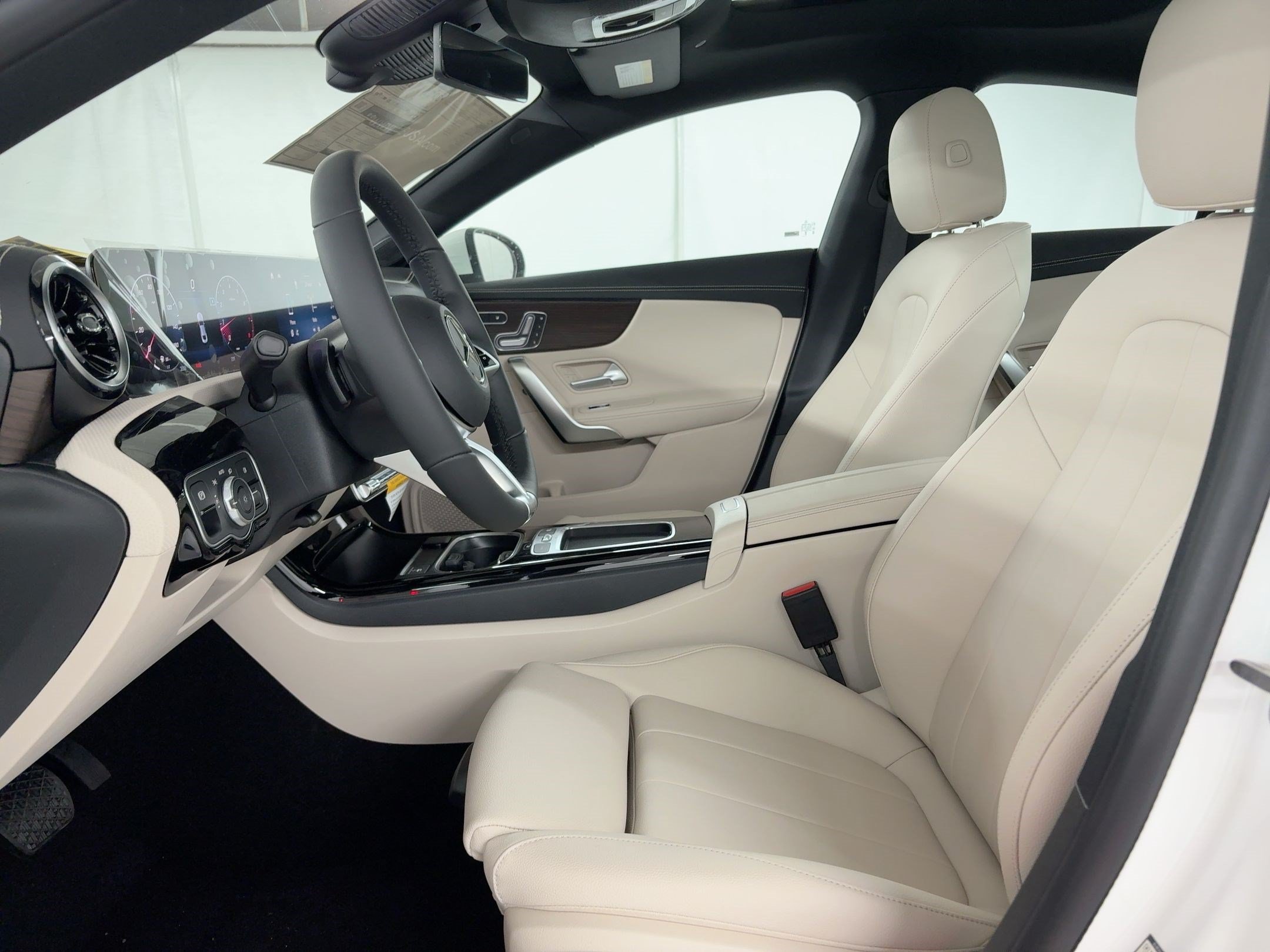 New 2026 Mercedes-Benz CLA 250 image 5