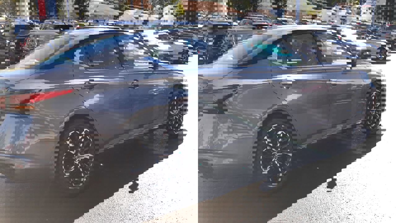 New 2025 Nissan Altima 2.5 SR w/ SR Premium Package image 8