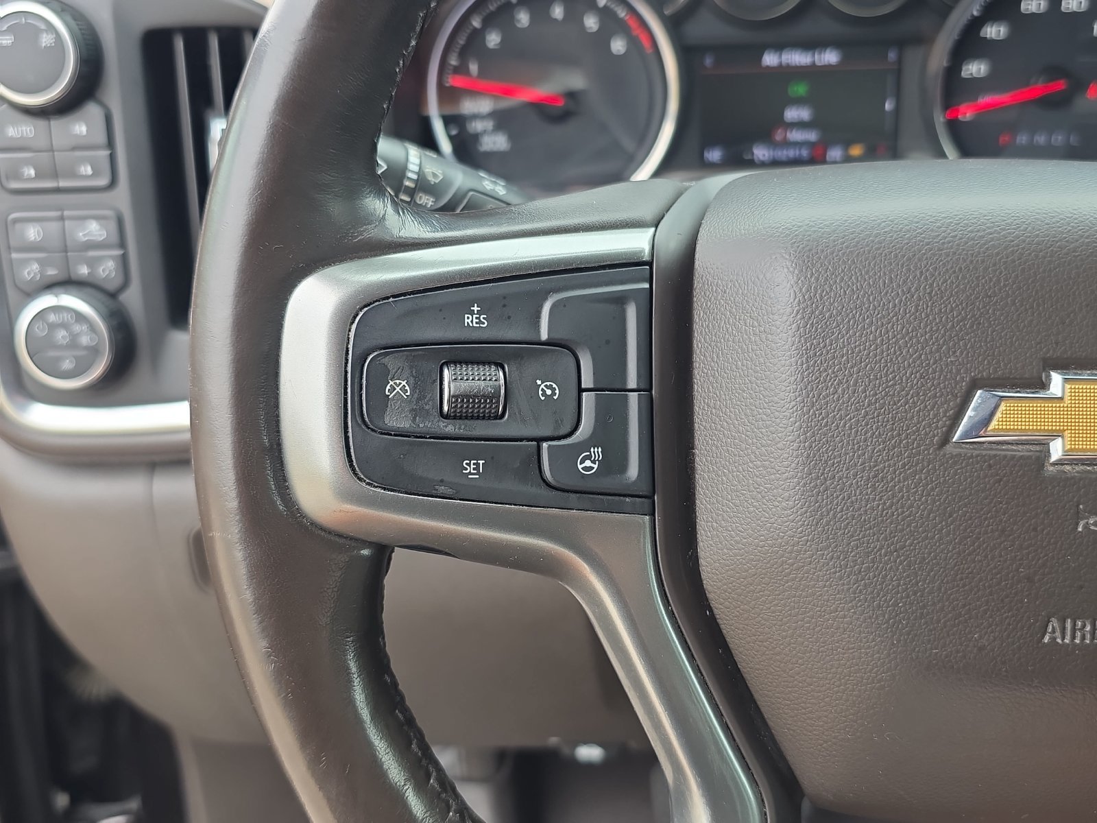 Used 2019 Chevrolet Silverado 1500 LTZ w/ LTZ Texas Edition AWD/4WD image 14
