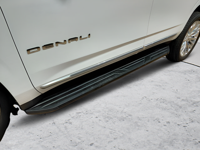 Certified 2023 GMC Yukon Denali AWD/4WD image 17
