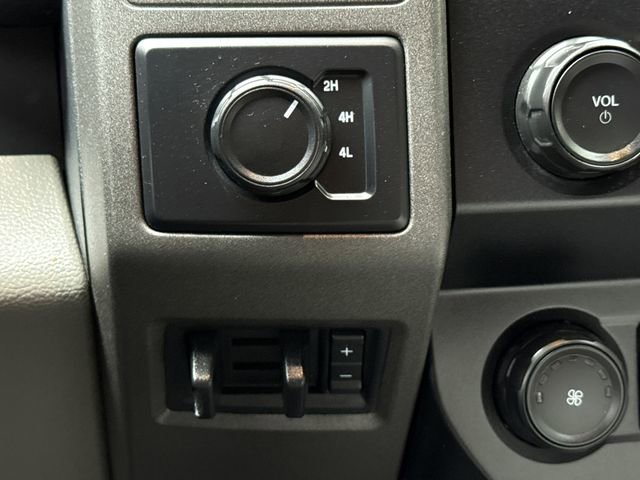 Used 2022 Ford F250 XL w/ Power Equipment Group AWD/4WD image 26