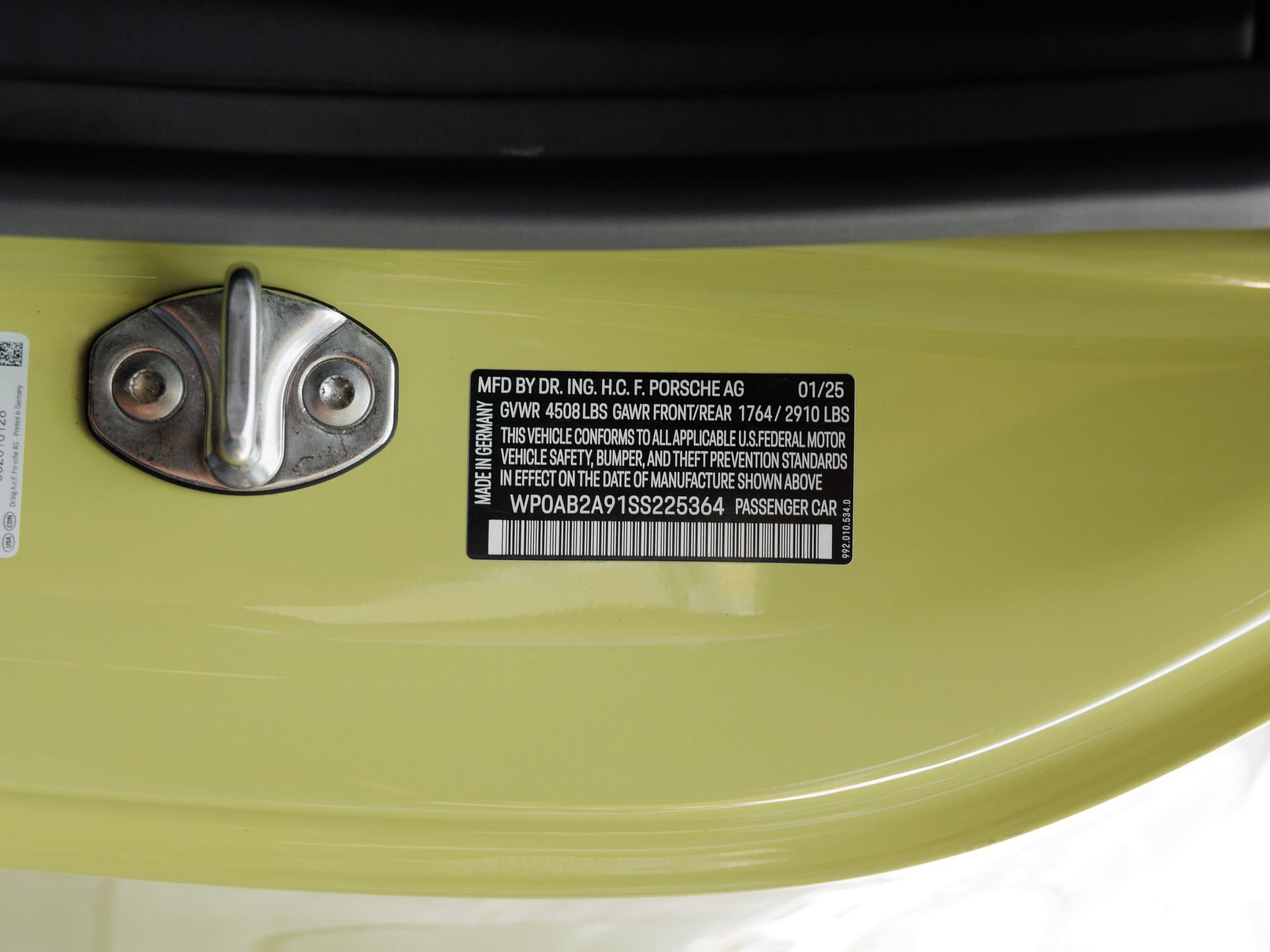 Certified 2025 Porsche 911 Carrera GTS RWD image 44
