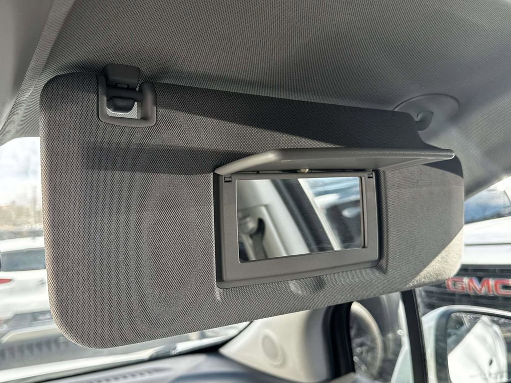 Used 2021 Chevrolet Trax LT w/ LT Convenience Package image 30