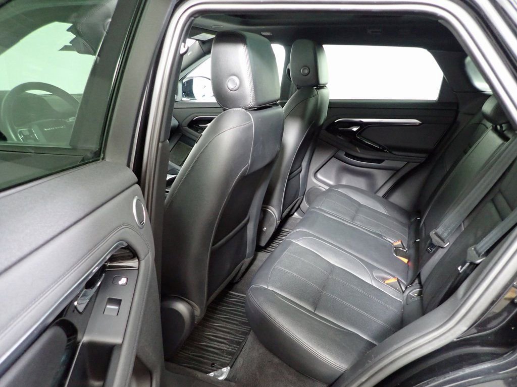 Used 2022 Land Rover Range Rover Evoque SE image 32