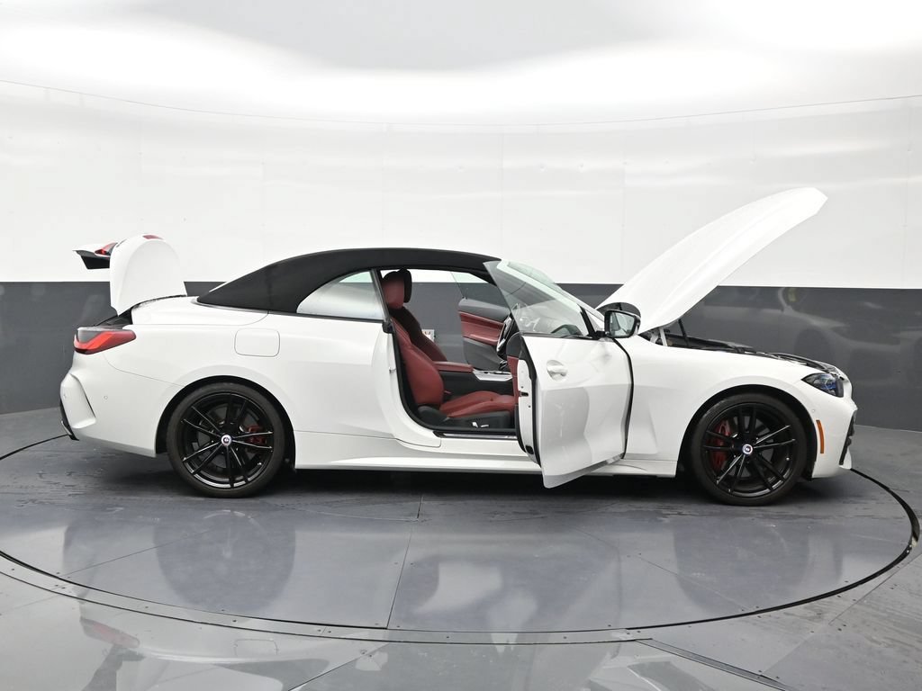 Used 2023 BMW M440i Convertible w/ Premium Package RWD image 29