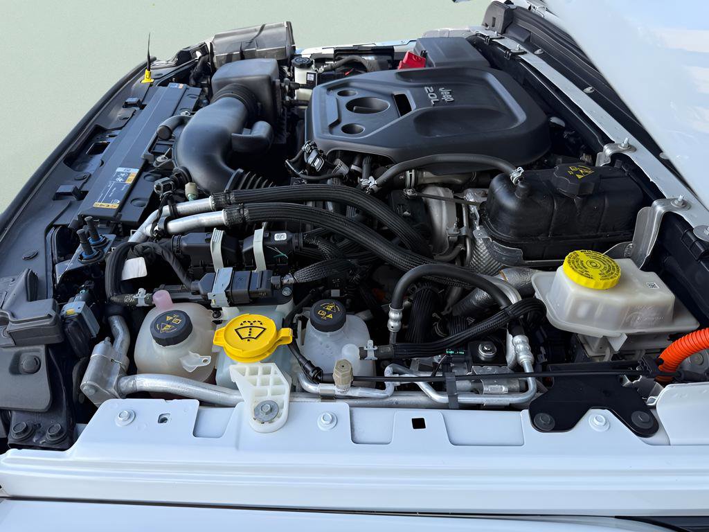 Used 2022 Jeep Wrangler Unlimited Sahara image 40