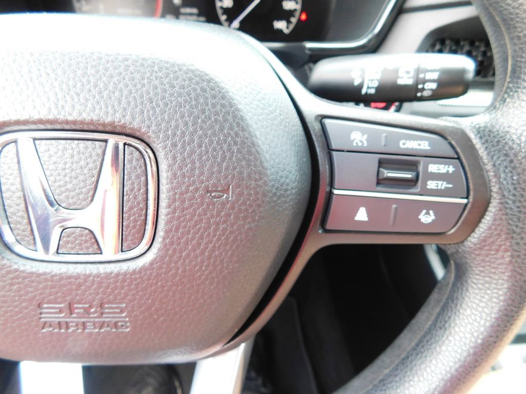 Used 2025 Honda CR-V LX image 27