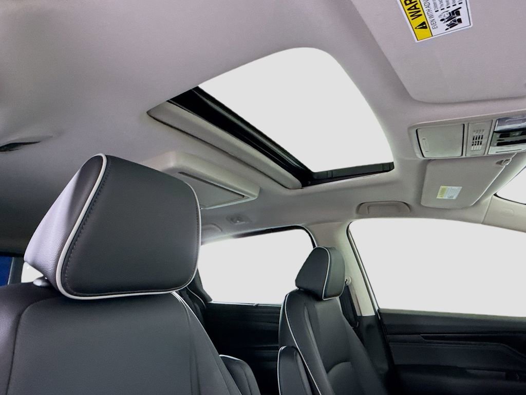 Certified 2025 Honda Odyssey Touring image 18