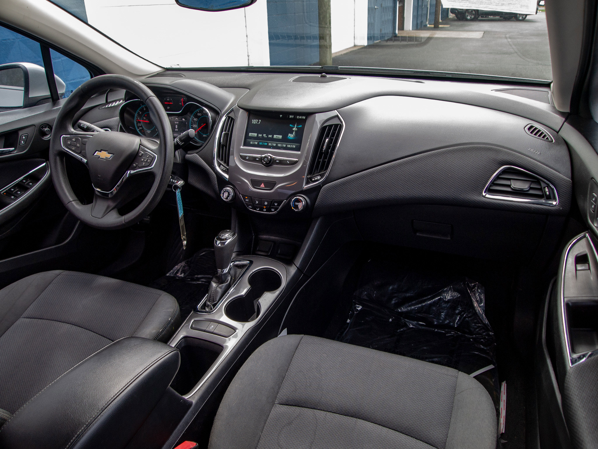 Used 2018 Chevrolet Cruze LT image 27
