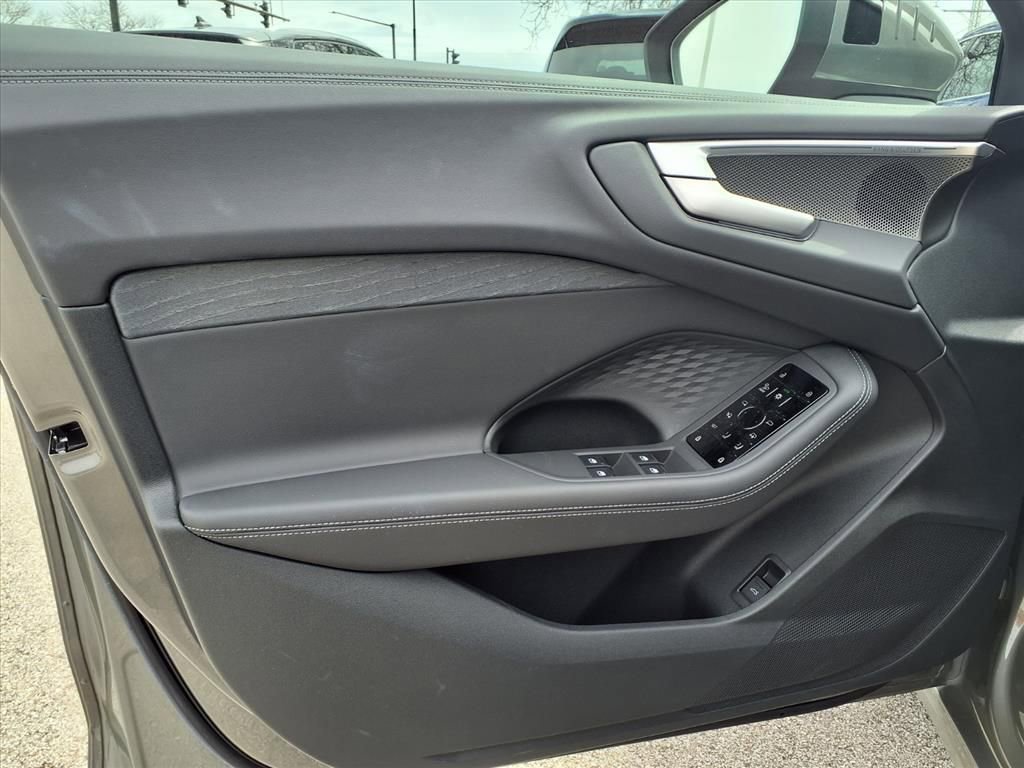 Used 2025 Audi A5 2.0T Premium Plus w/ Premium Plus image 11