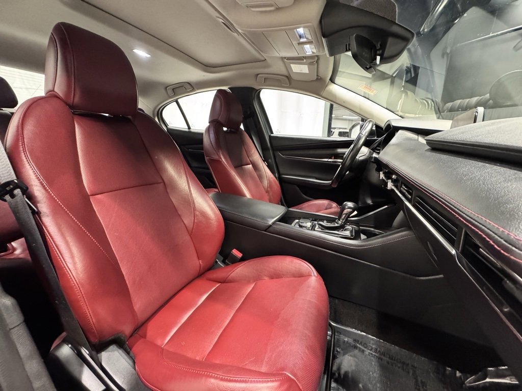 Used 2023 MAZDA MAZDA3 s image 28