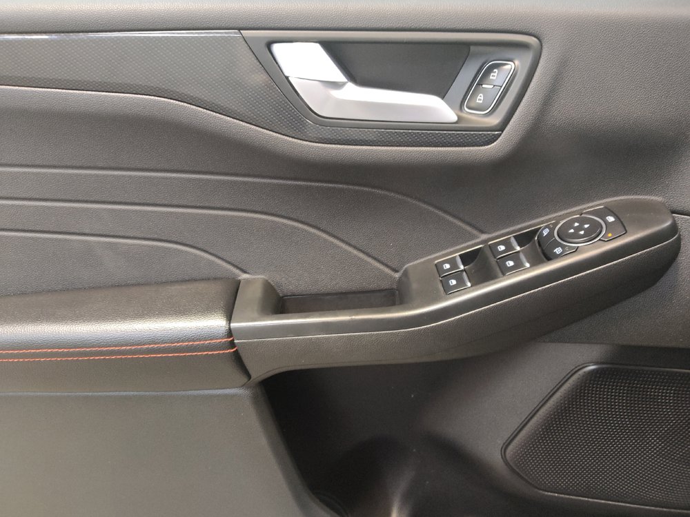 Used 2024 Ford Escape ST-Line w/ Tech Pack #1 FWD image 27