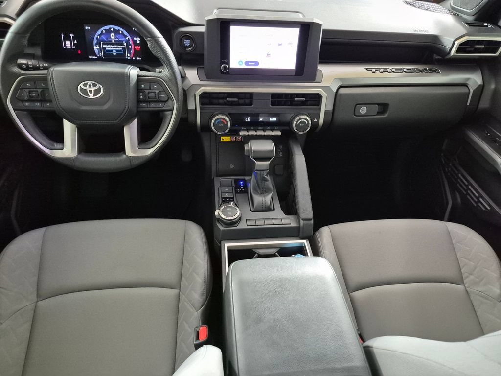 Used 2024 Toyota Tacoma SR5 w/ SR5 Upgrade Package AWD/4WD image 23