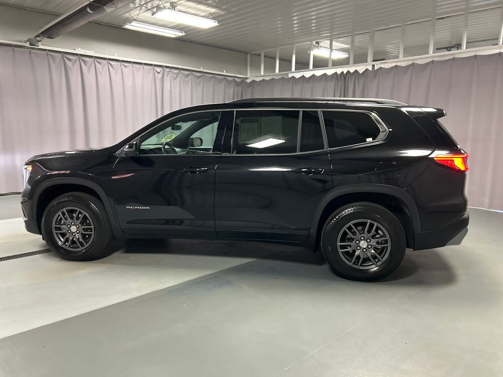Used 2025 GMC Acadia Elevation image 4