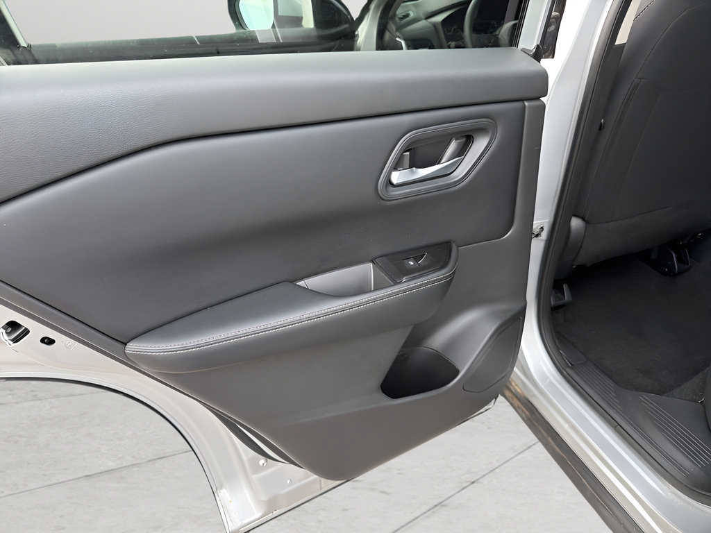 Certified 2024 Nissan Rogue SV AWD/4WD image 49