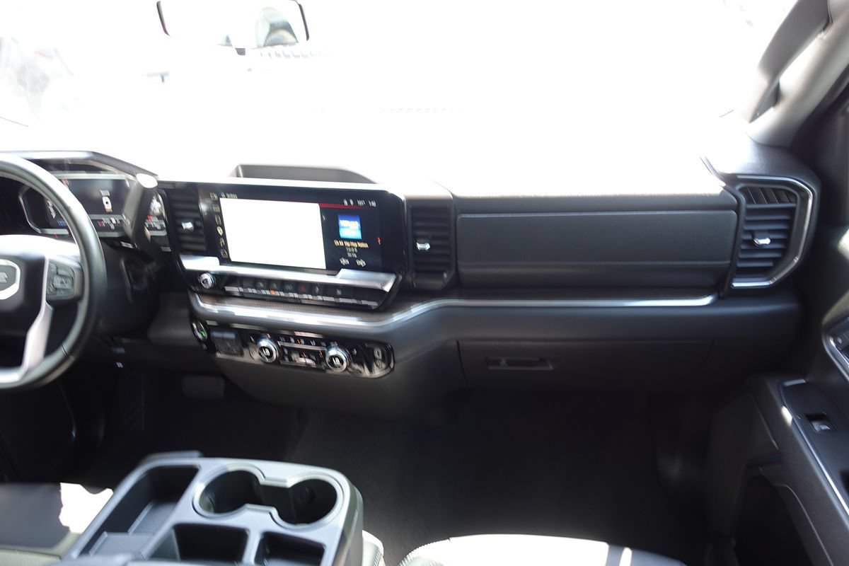 Used 2025 GMC Sierra 1500 Elevation AWD/4WD image 44