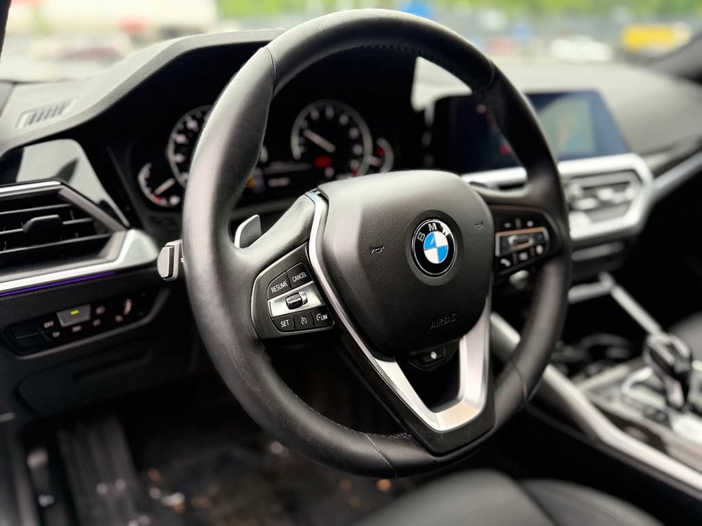 Used 2020 BMW 330i xDrive Sedan w/ Driving Assistance Package AWD/4WD image 9