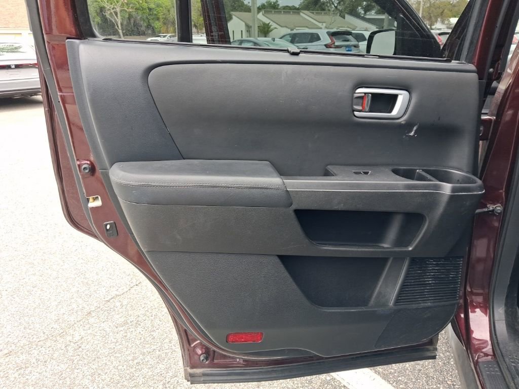 Used 2015 Honda Pilot Touring image 22