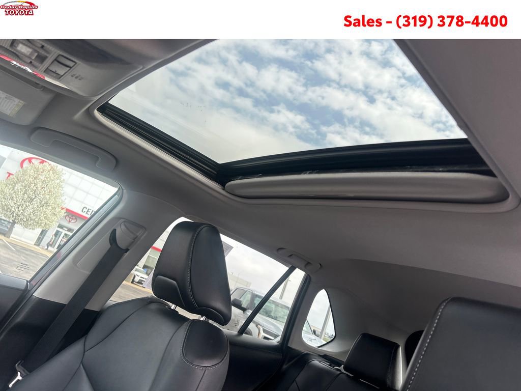 Certified 2022 Toyota RAV4 XLE Premium image 20