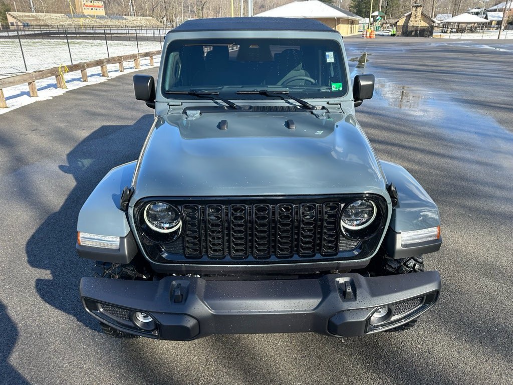 New 2026 Jeep Gladiator Sport AWD/4WD image 9