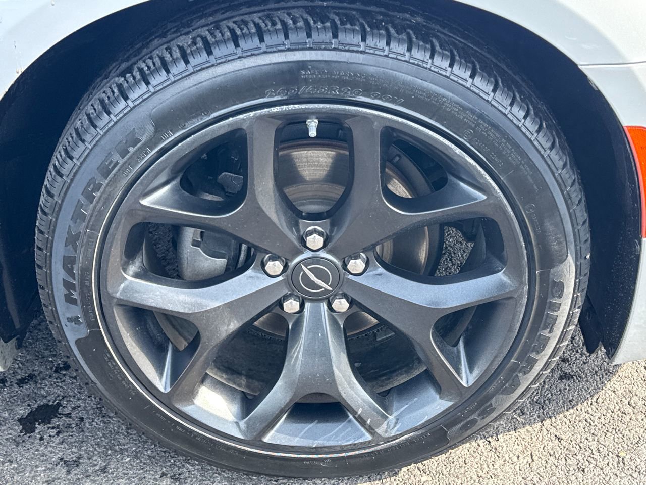 Used 2023 Chrysler 300 Touring L w/ Popular Equipment Group image 9