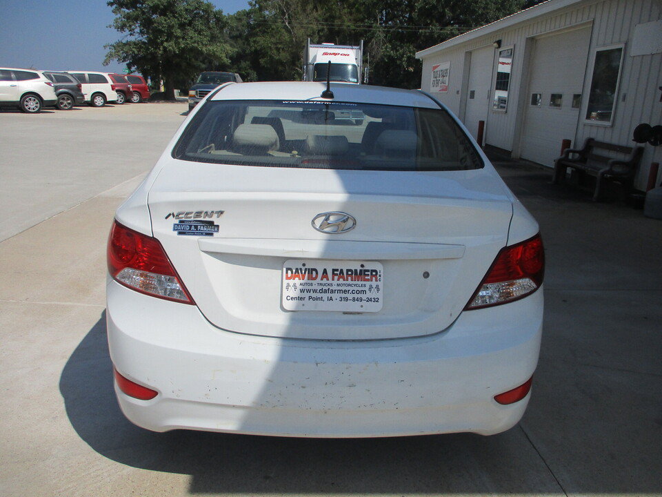 Used 2014 Hyundai Accent GLS FWD image 5