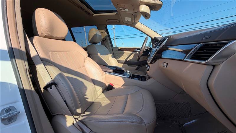 Used 2015 Mercedes-Benz GL 450 4MATIC image 34