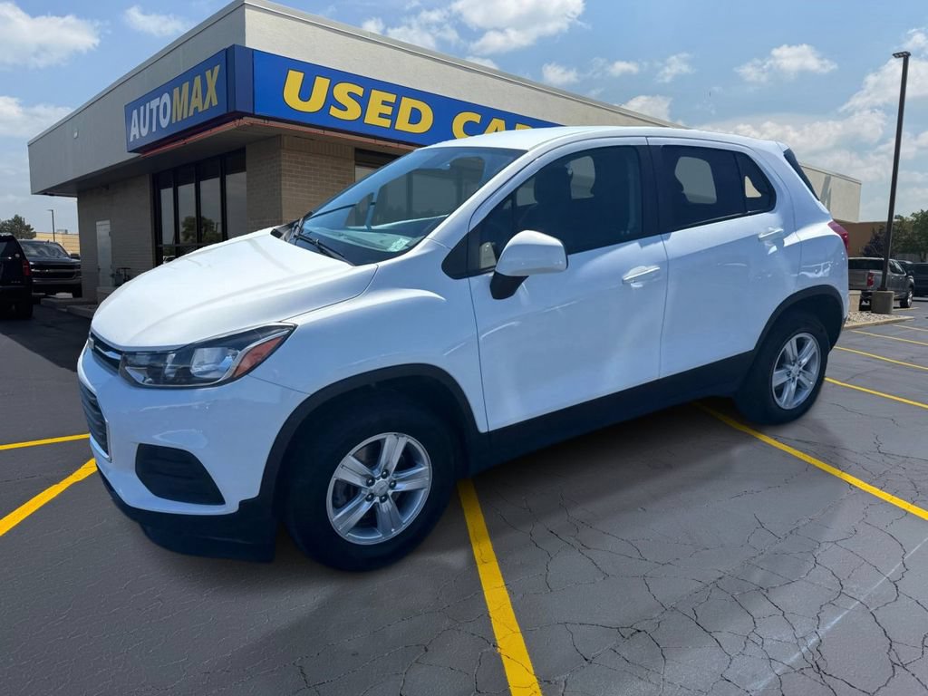 Used 2021 Chevrolet Trax LS w/ Tint and Cruise Package AWD/4WD image 1