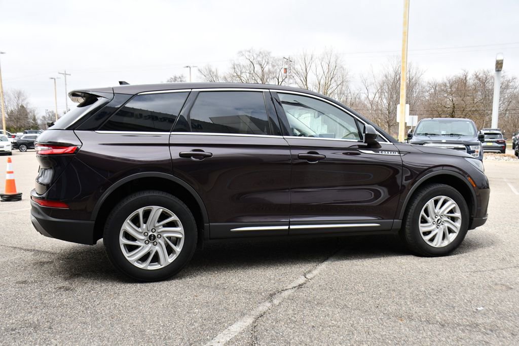 Used 2023 Lincoln Corsair AWD image 7