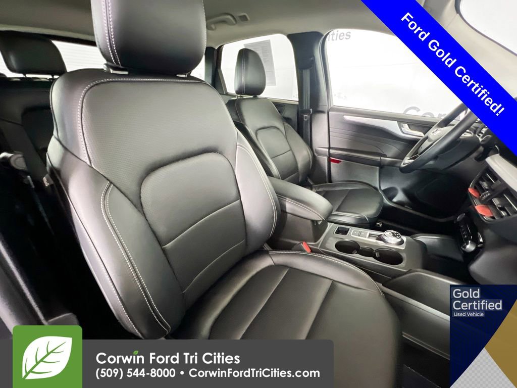 Used 2025 Ford Escape Platinum image 16