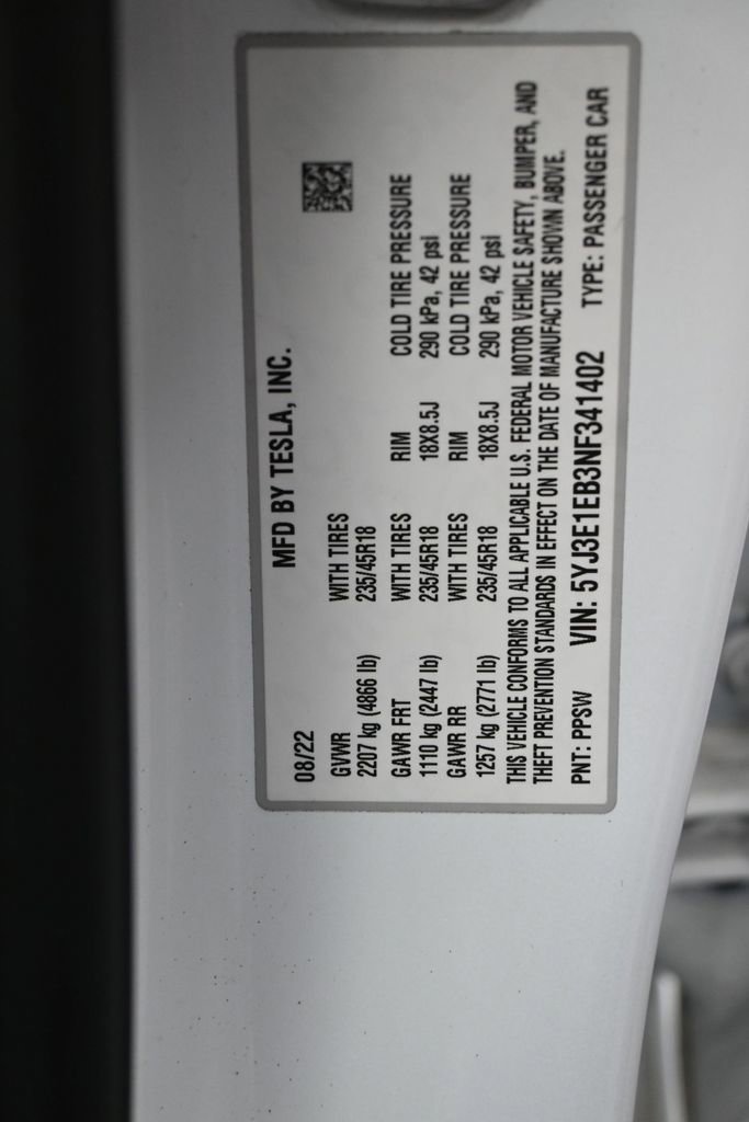 Used 2022 Tesla Model 3 Long Range AWD/4WD image 8
