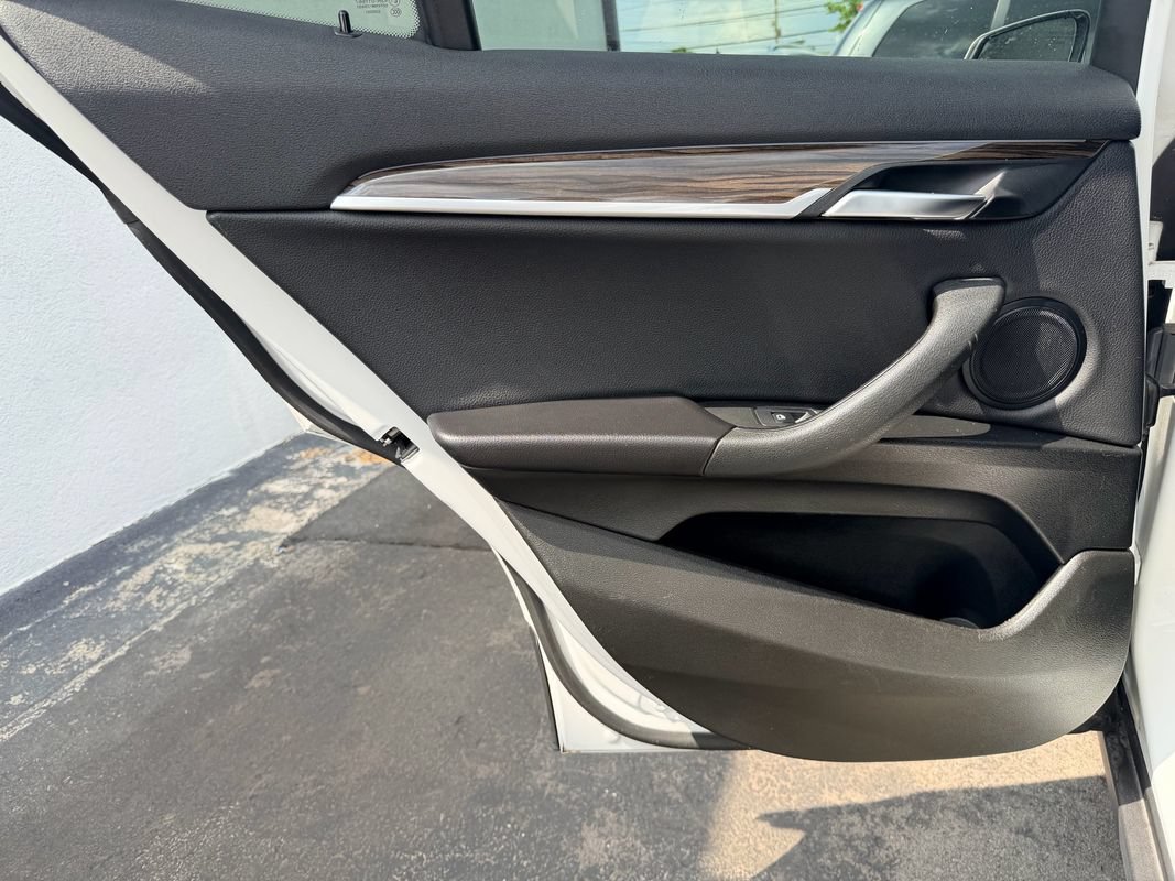 Used 2018 BMW X2 sDrive28i w/ Convenience Package FWD image 24