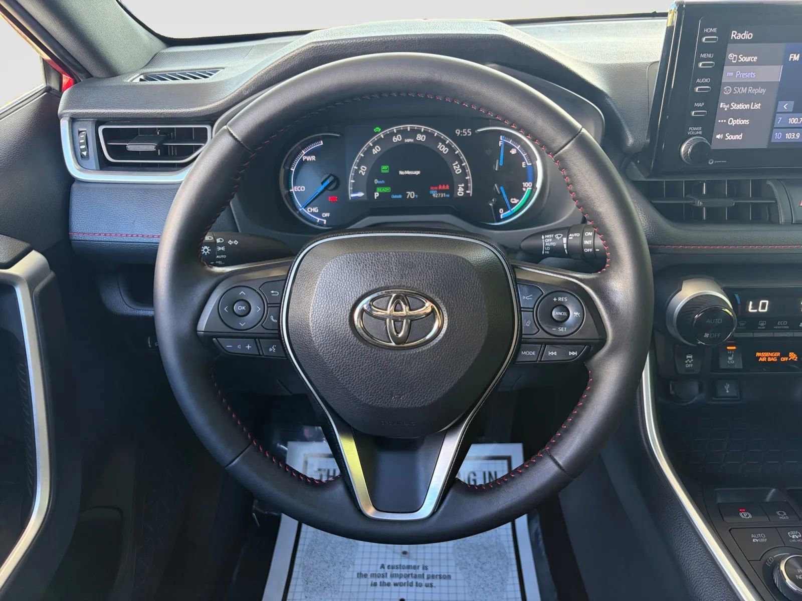 Used 2021 Toyota RAV4 SE w/ Weather & Moonroof Package AWD/4WD image 29