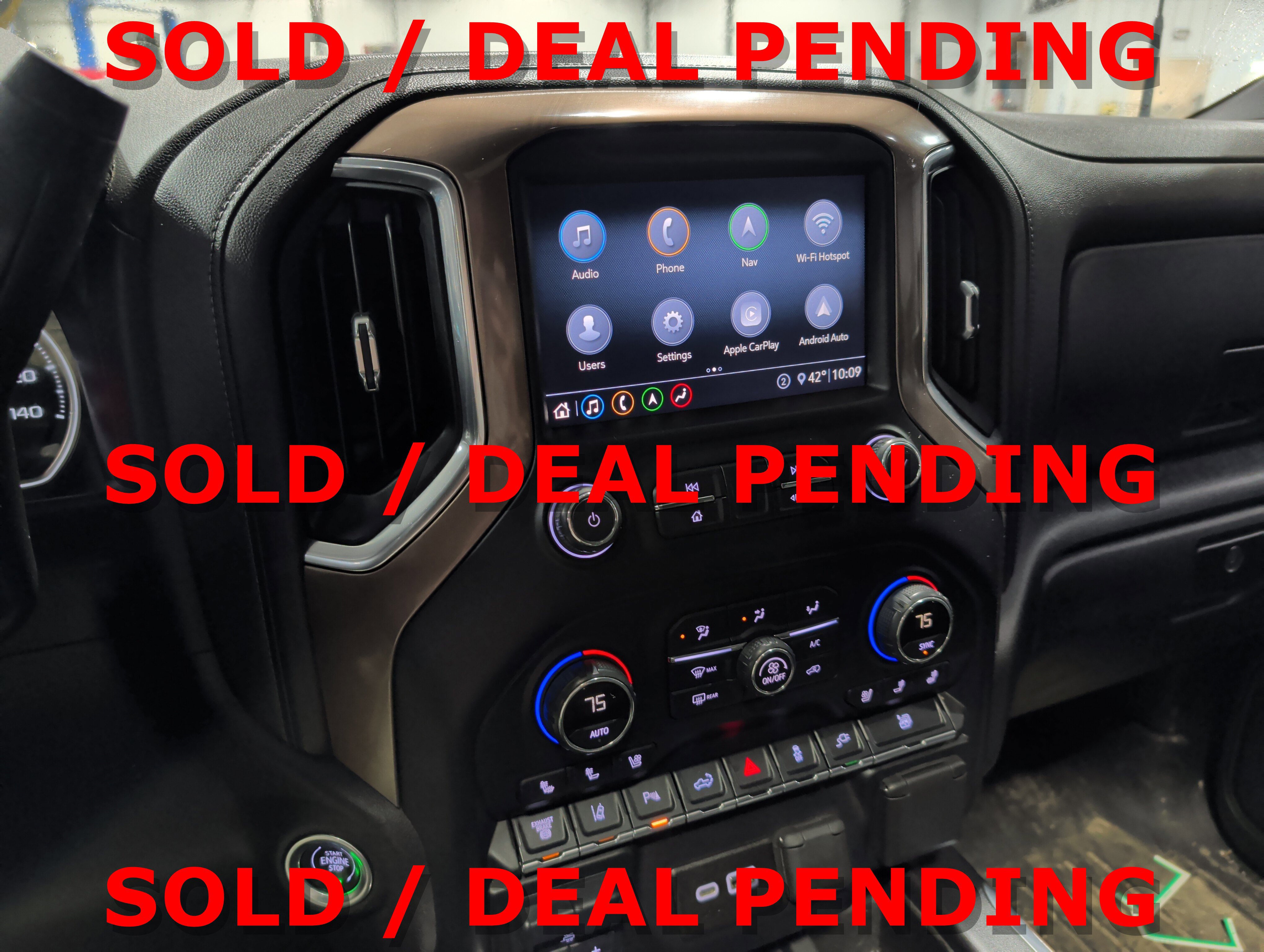 Used 2020 Chevrolet Silverado 2500 High Country image 11