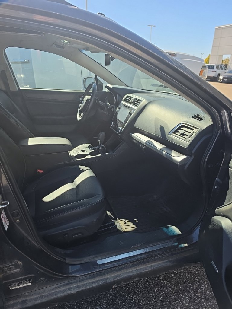 Used 2018 Subaru Outback 2.5i Limited AWD/4WD image 10