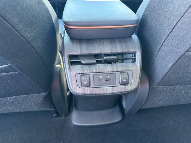 Used 2023 Nissan Ariya AWD/4WD image 13