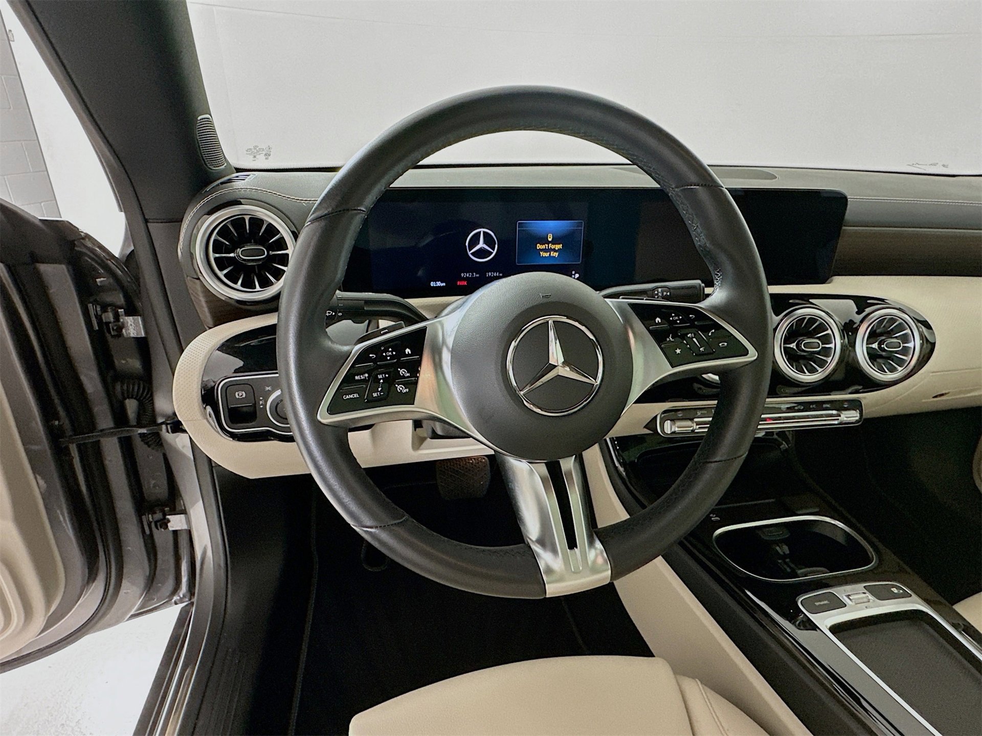 Certified 2025 Mercedes-Benz CLA 250 image 12