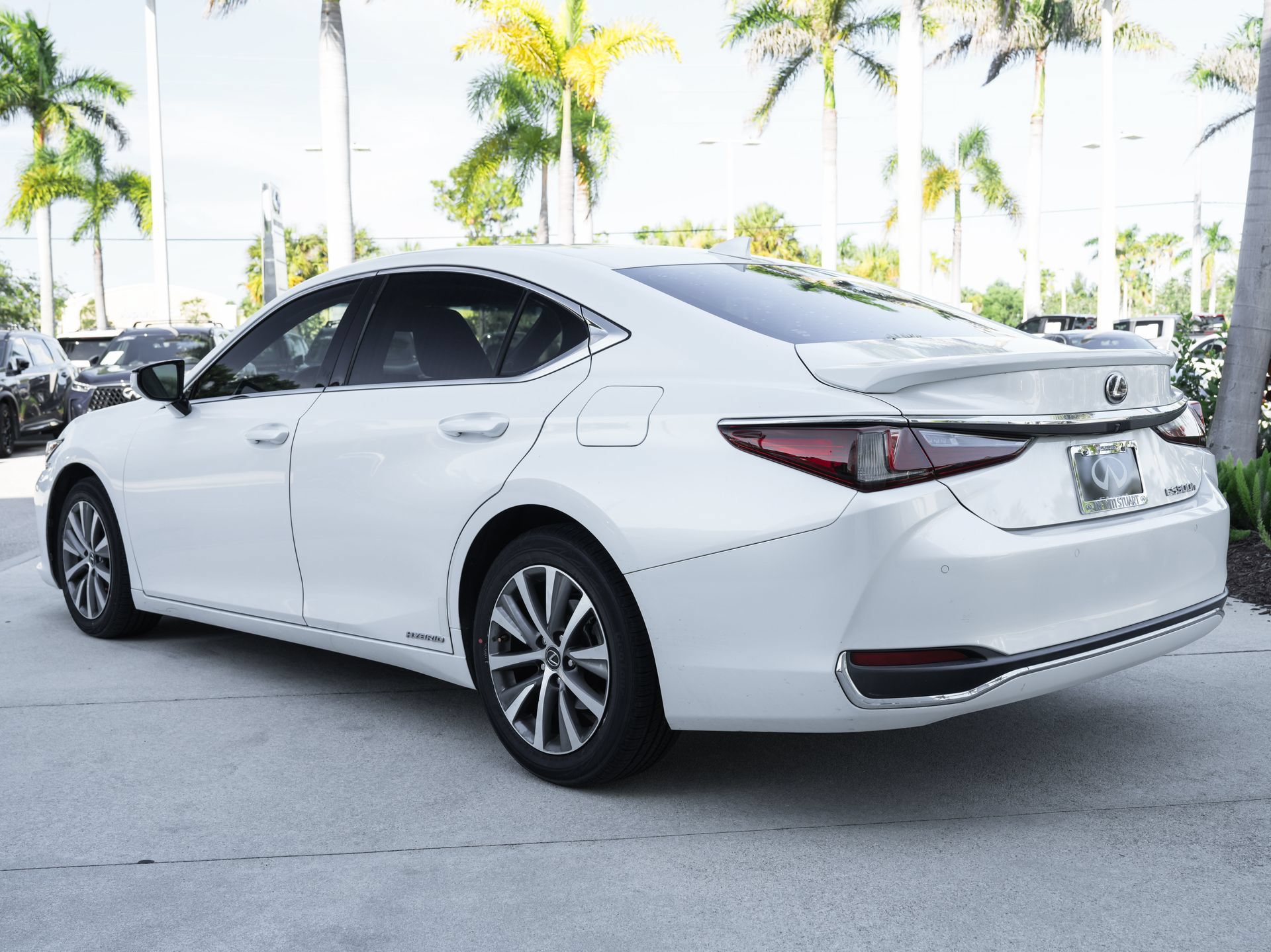 Used 2020 Lexus ES 300h w/ Premium Package FWD image 8