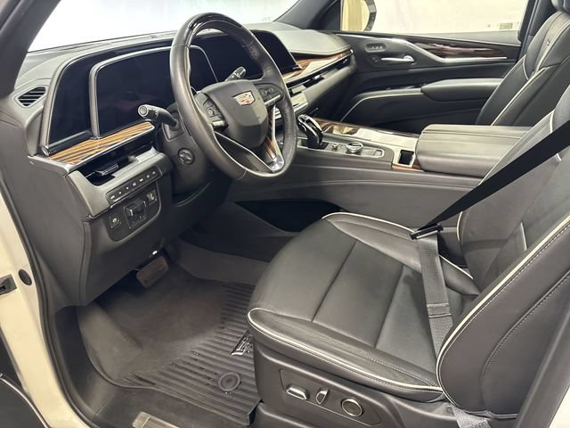 Certified 2024 Cadillac Escalade Premium Luxury w/ Performance Package AWD/4WD image 12