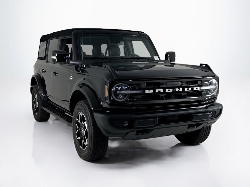 Used 2024 Ford Bronco Outer Banks AWD/4WD image 7