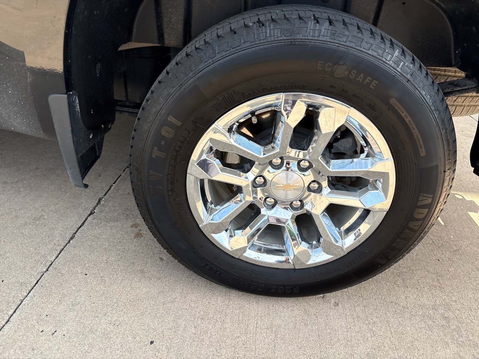Used 2022 Chevrolet Silverado 1500 LT AWD/4WD image 11