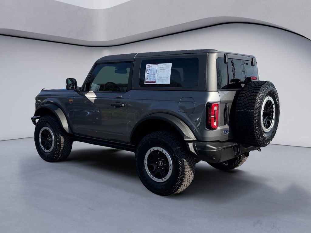 Used 2023 Ford Bronco Badlands video 3